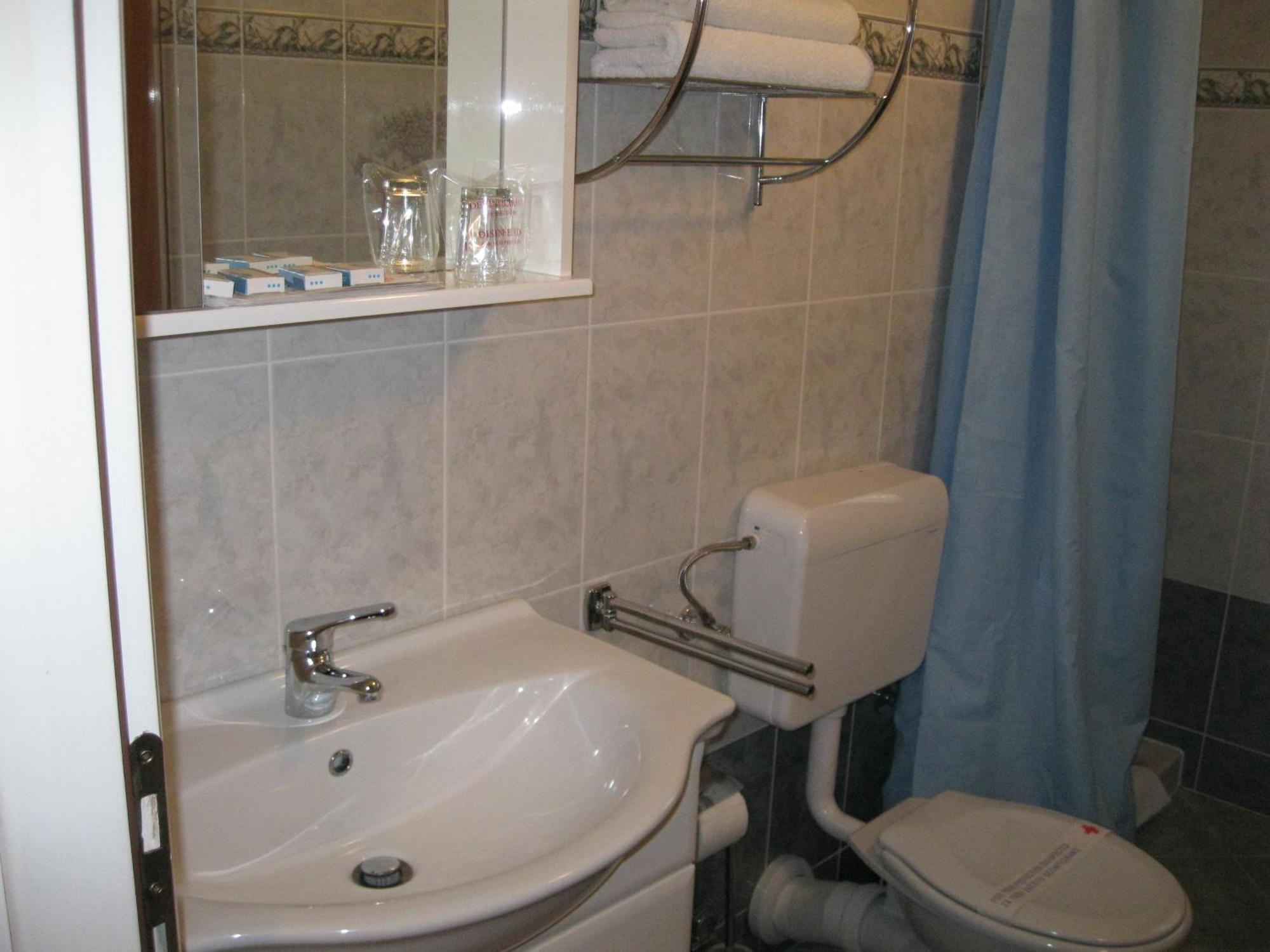Apartments Lav ポレッチ エクステリア 写真
