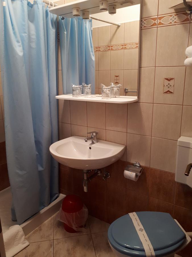 Apartments Lav ポレッチ エクステリア 写真